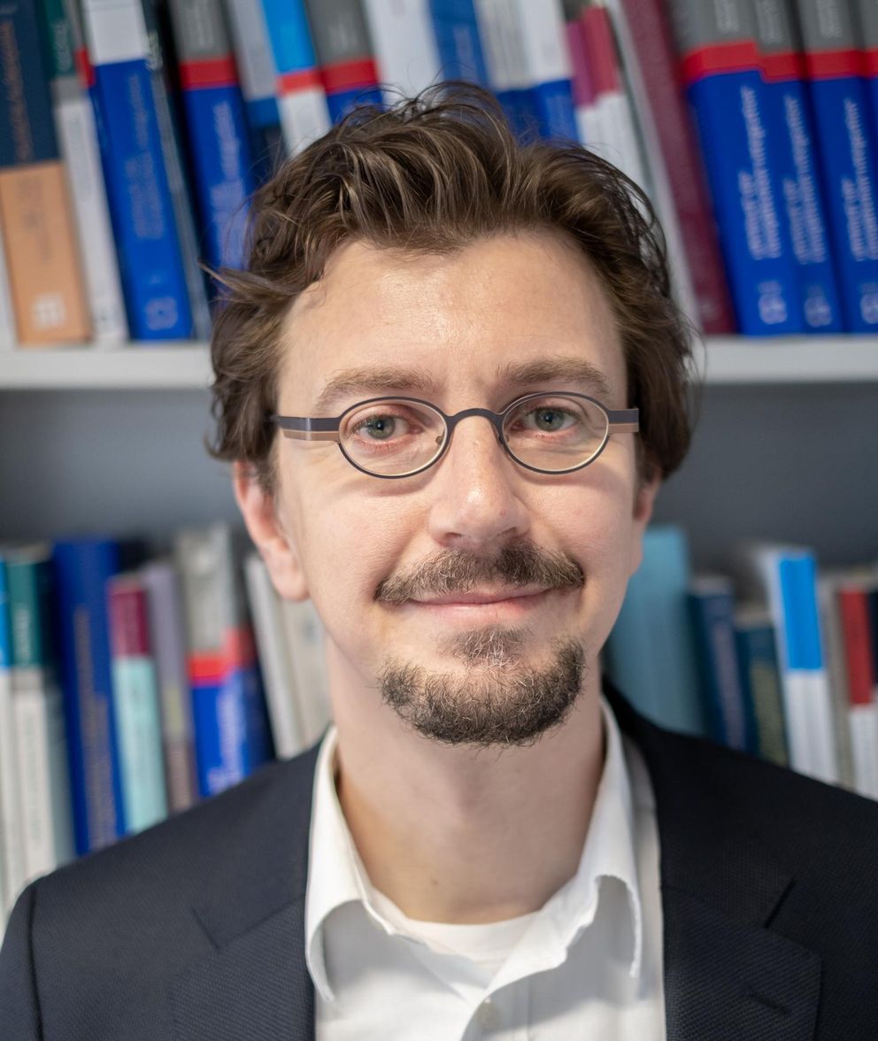 Prof. Dr. Daniel Göler