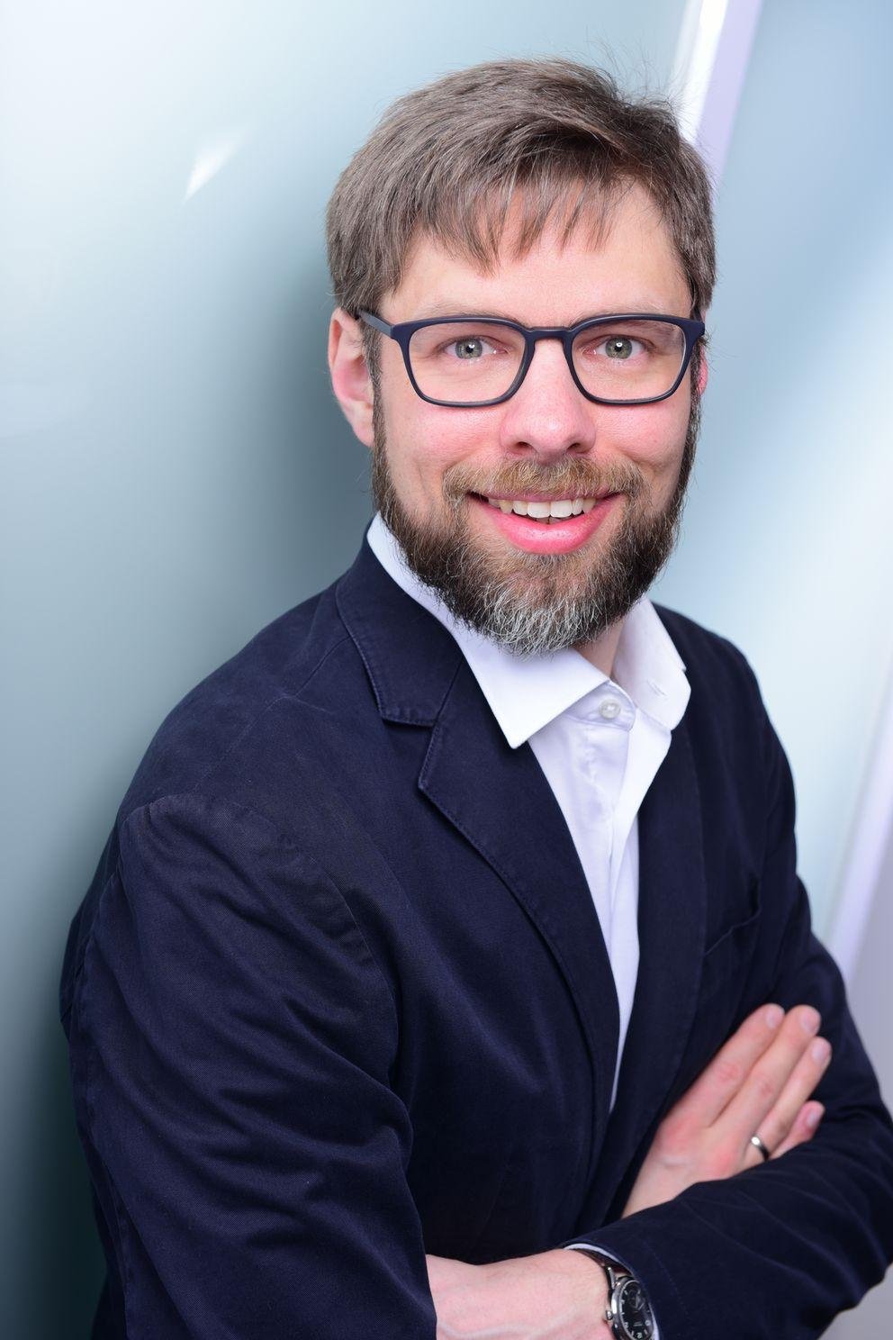 Julian Plottka, dipl. pol.