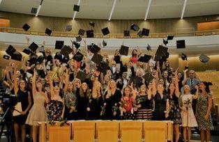 Examensfeier des Departments Kulturraumstudien, Juli 2017