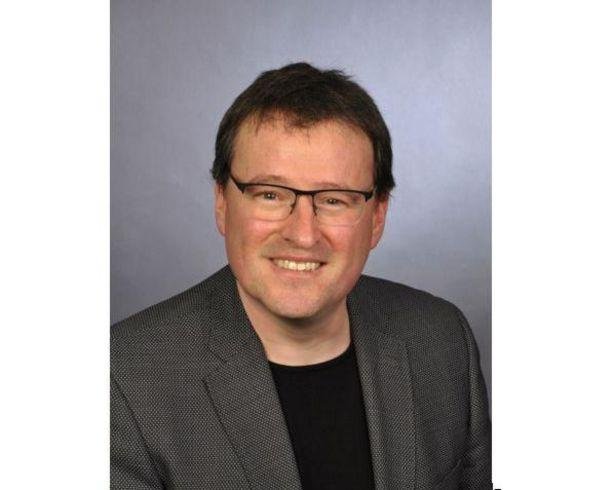 Prof. Dr. Christian Handschuh Prof. Dr. Christian Handschuh