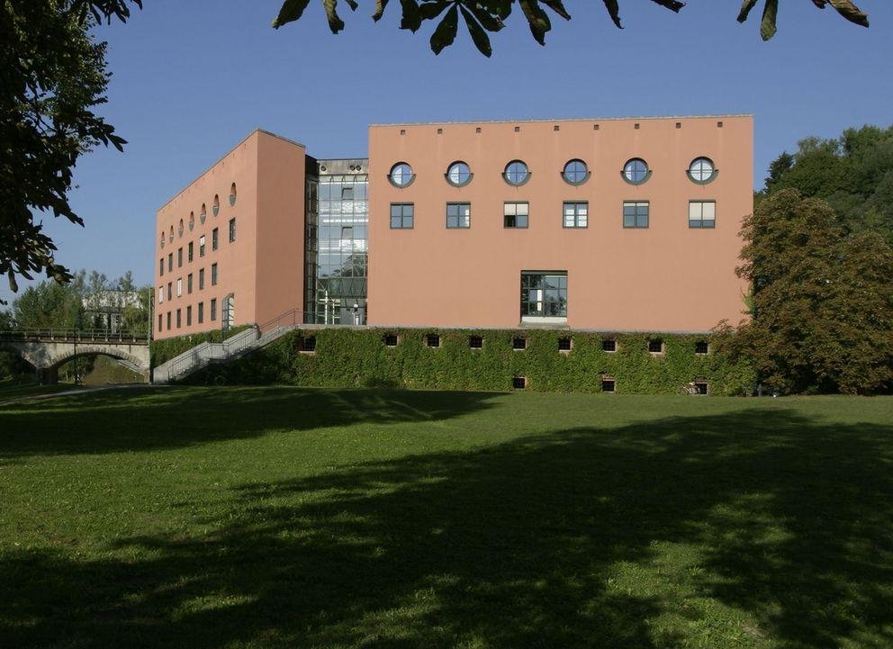 Philosophicum of the faculty Building complex of the faculty