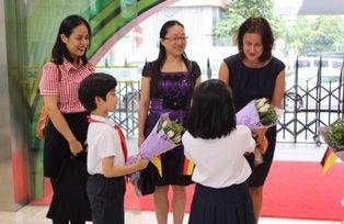Zu Besuch an der Hangzhou New Century Foreign Language School in China, September 2016