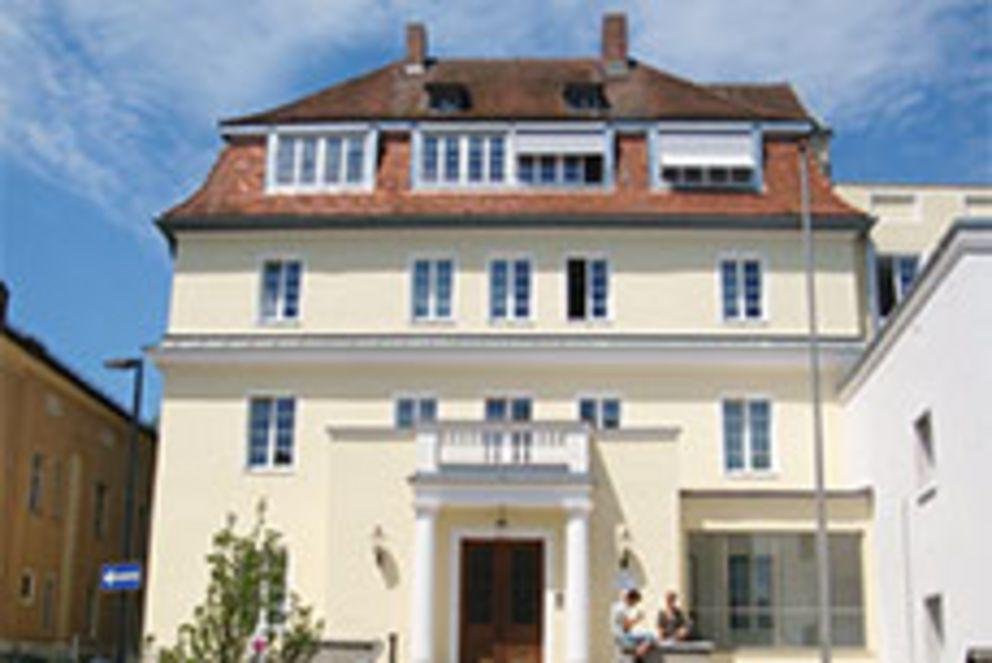 Gebäude Dr.-Hans-Kapfinger-Straße 14 Gebäude Dr.-Hans-Kapfinger-Straße 14