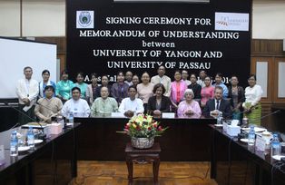Unterzeichnung eines Memorandum of Understanding mit der Yangon University in Myanmar, Juni 2014