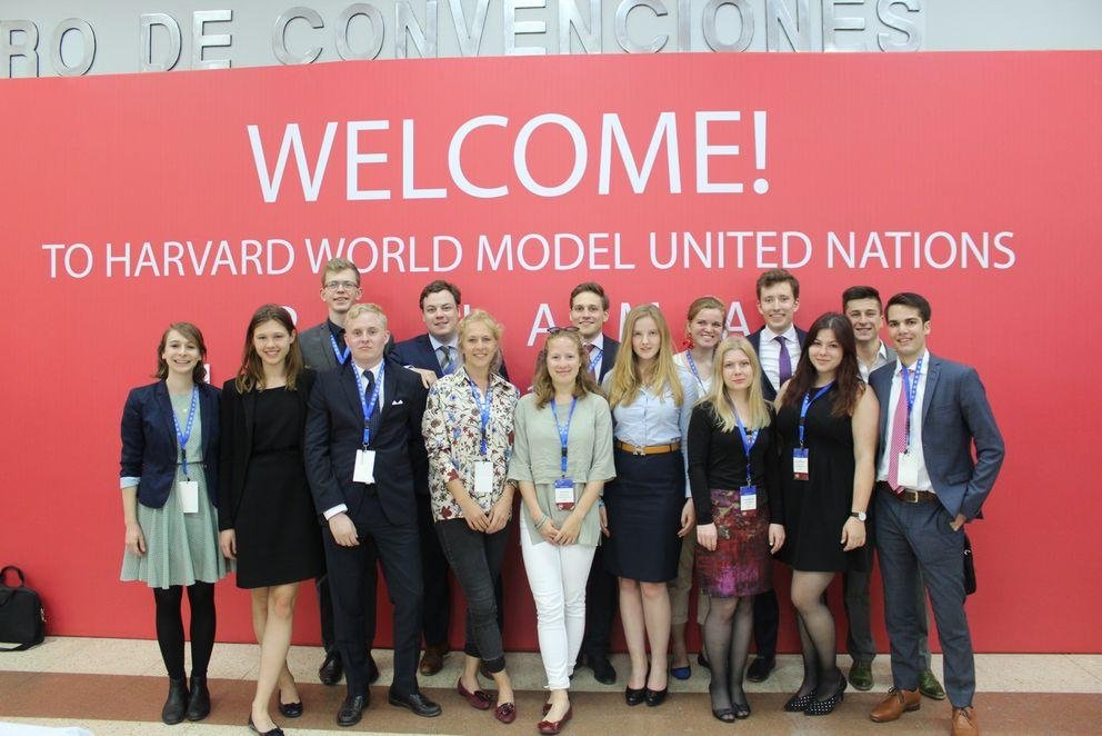 MUN Society Passau bei der Harvard World MUN Konferenz in Panama