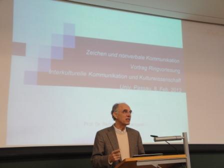 [Translate to Englisch:] Gastvortrag Prof. Dr. Bernd Müller-Jacquier