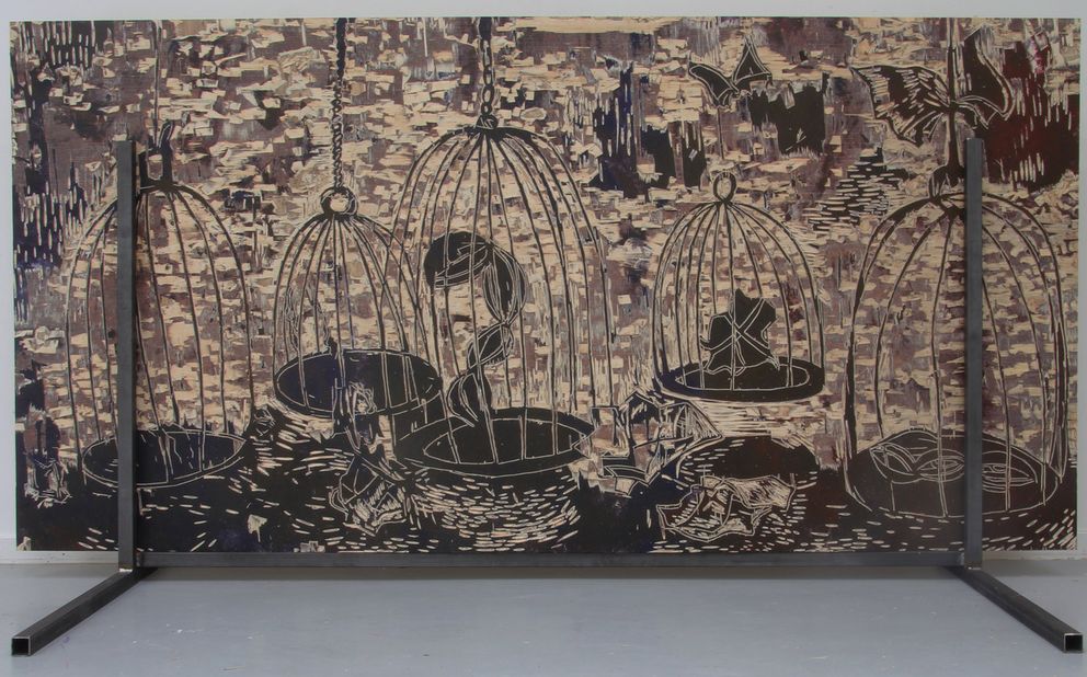 Käfigschlangen, 2017, Holzschnitt, 250 cm x 125 cm. Foto: Anna-Katharina Mader